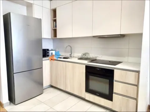 Izdavanje, trosoban stan, 83m², Savski Venac, Beograd - image 7