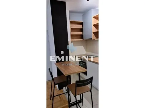 Izdavanje, dvosoban stan, 40m², Kalenić Pijaca, Vračar Sve Podlokacije - image 7