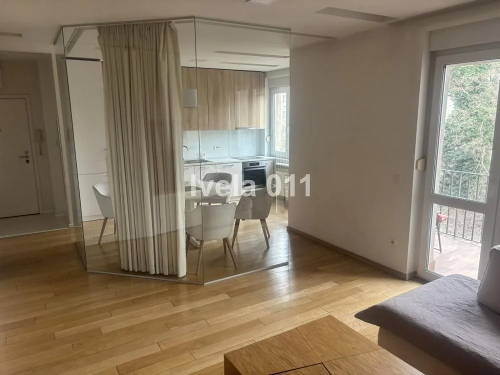 Rent, two bedroom apartment, 70m², Slavija, Vračar Sve Podlokacije