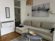 Izdavanje, jednosoban stan, 37m², City Kvart, Podgorica - image 1