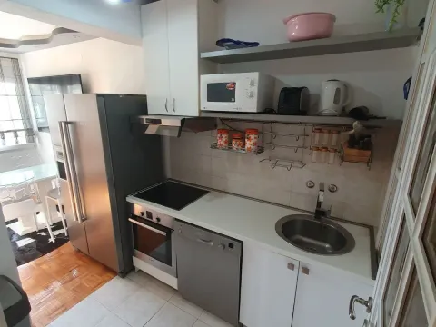Izdavanje, dvosoban stan, 70m², Centar, Tivat - image 5