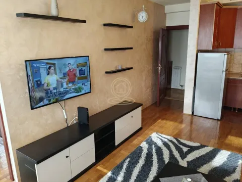 Rent, two bedroom apartment, 47m², Bulevar Oslobodjenja, Novi Sad Sve Podlokacije - image 4
