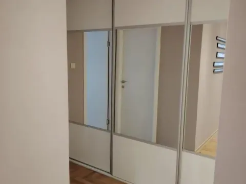 Izdavanje, trosoban stan, 90m², Liman 4, Novi Sad Sve Podlokacije - image 8