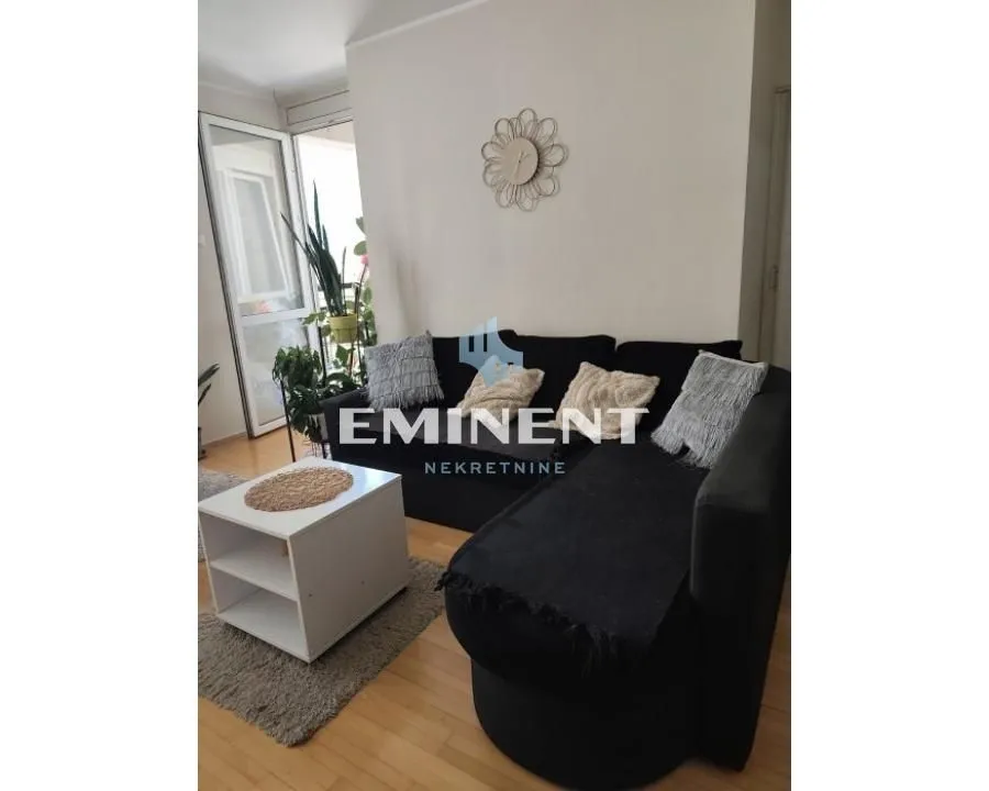 Rent, three bedroom apartment, 58m², Novi Beograd Blok 72, Novi Beograd Sve Podlokacije