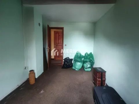 Prodaja, kuća, 472m², Čenta, Zrenjanin - image 11