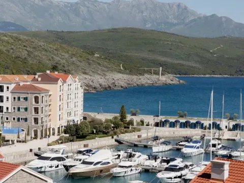 Rent, two bedroom apartment, 125m², Luštica Bay, Tivat - image 6