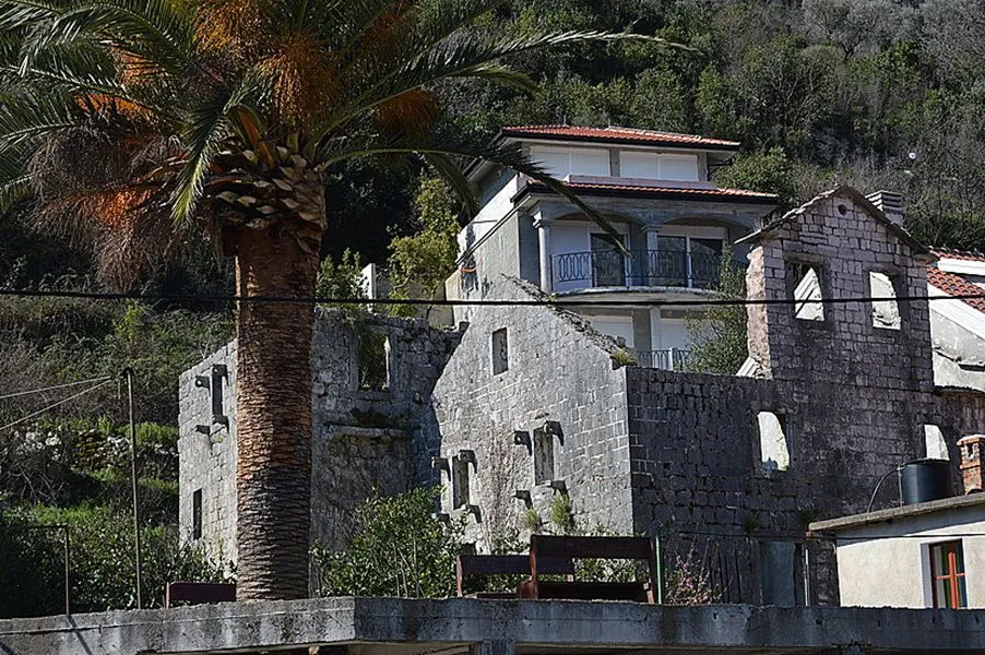 Prodaja, plac, 350m², Stoliv, Kotor