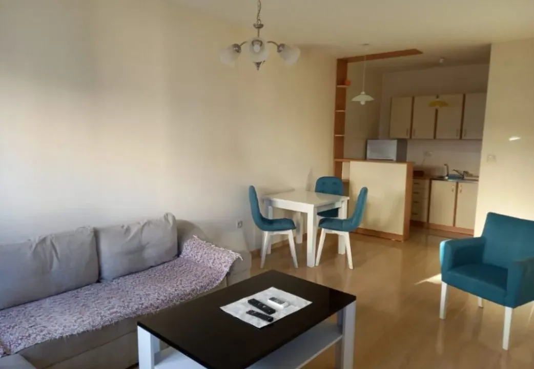 Izdavanje, jednosoban stan, 46m², City Kvart, Podgorica