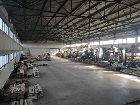 Izdavanje, poslovni prostor, 2160m², Borča 1, Borča Sve Podlokacije - image 2