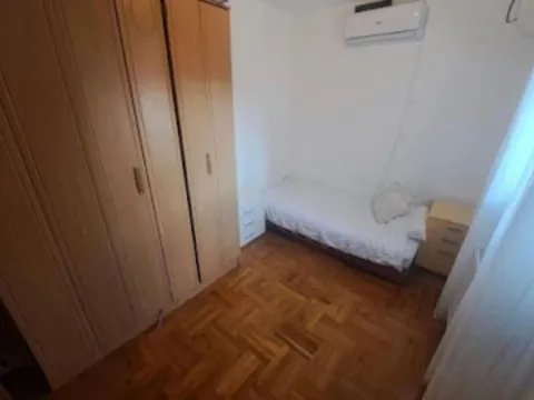 Prodaja, trosoban stan, 74m², Stari Aerodrom, Podgorica - image 2