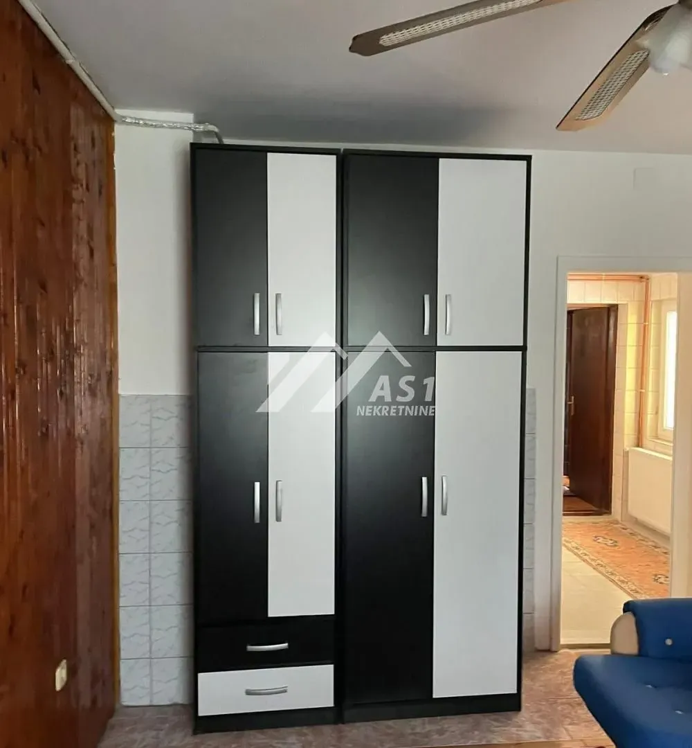Rent, four bedroom apartment, 100m², Adice, Novi Sad Sve Podlokacije