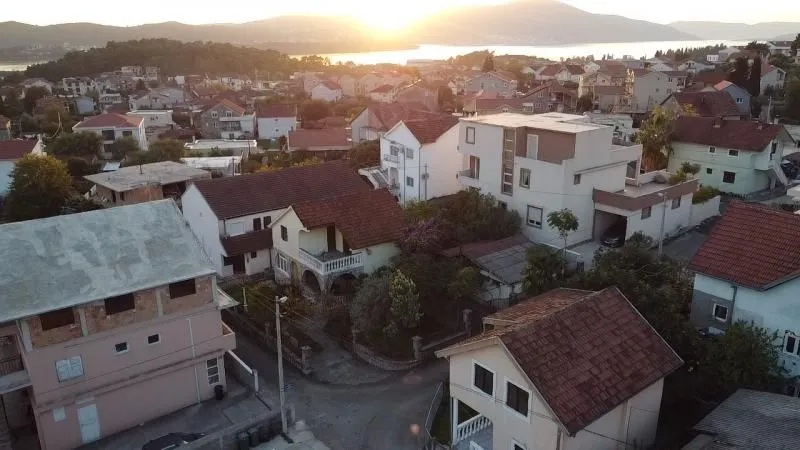 Prodaja, plac, 600m², Tivat, Crna Gora