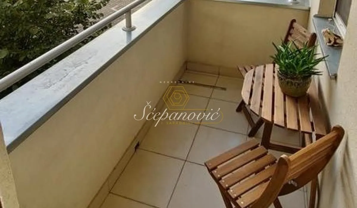 Prodaja, trosoban stan, 62m², Telep južni, Novi Sad Sve Podlokacije