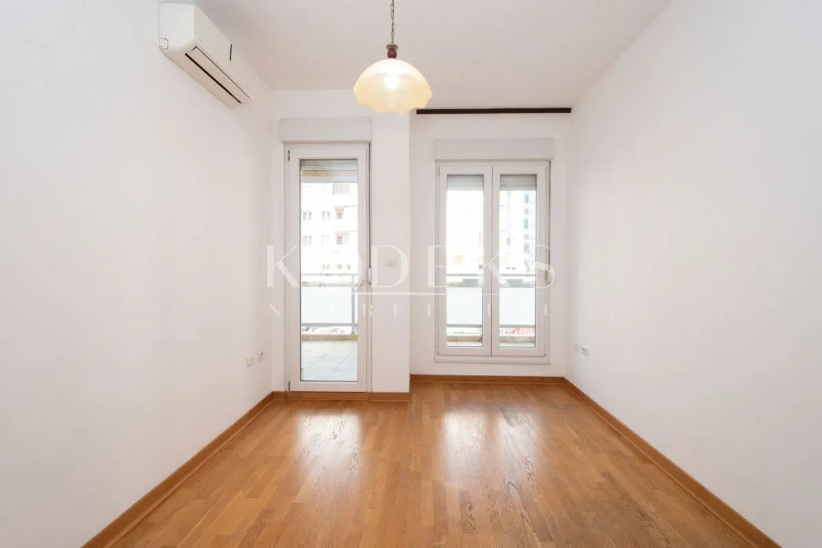 Rent, two bedroom apartment, 63m², City Kvart, Podgorica