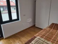 Izdavanje, trosoban stan, 90m², Dušanovac, Voždovac Sve Podlokacije - image 8