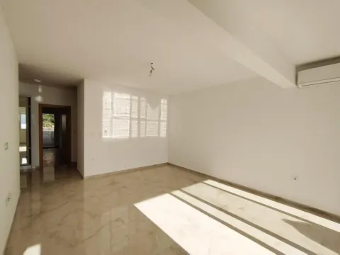 Sale, two bedroom apartment, 87m², Baošići, Herceg Novi - image 21