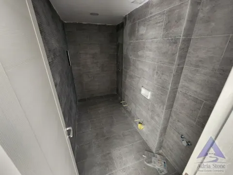 Sale, four bedroom apartment, 123m², Kalimanj, Tivat - image 13