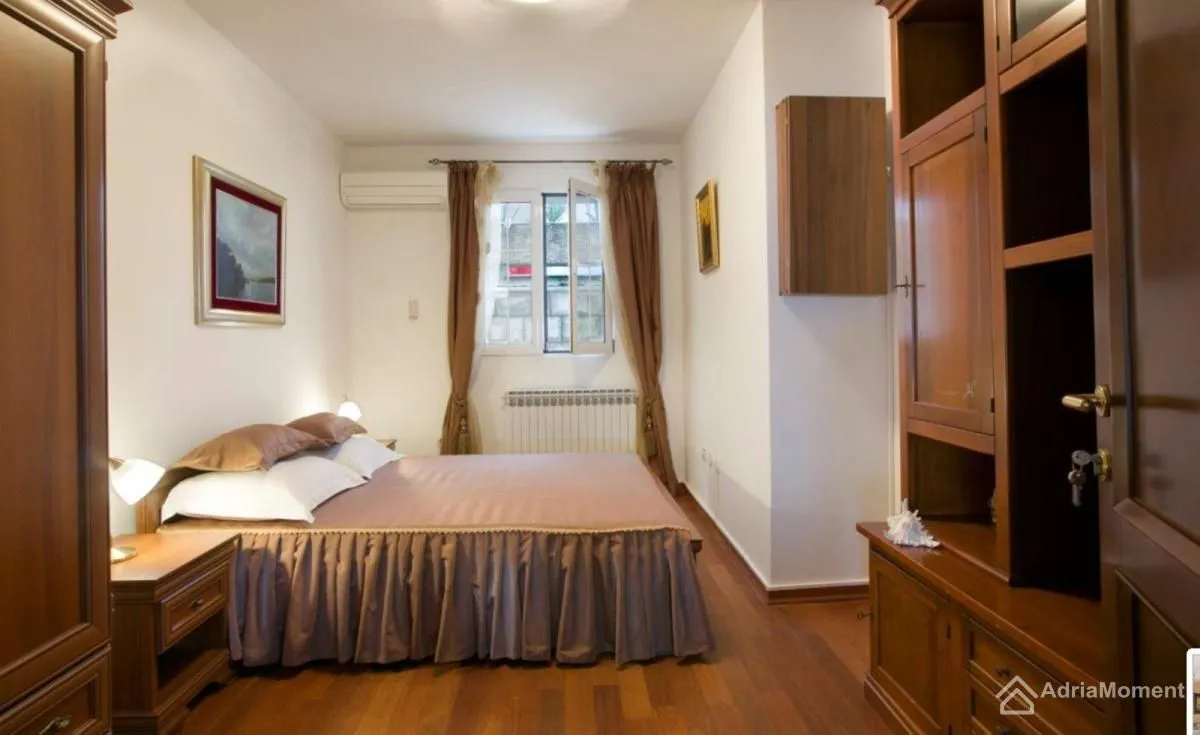Sale, house, 560m², Sveti Stefan, Budva