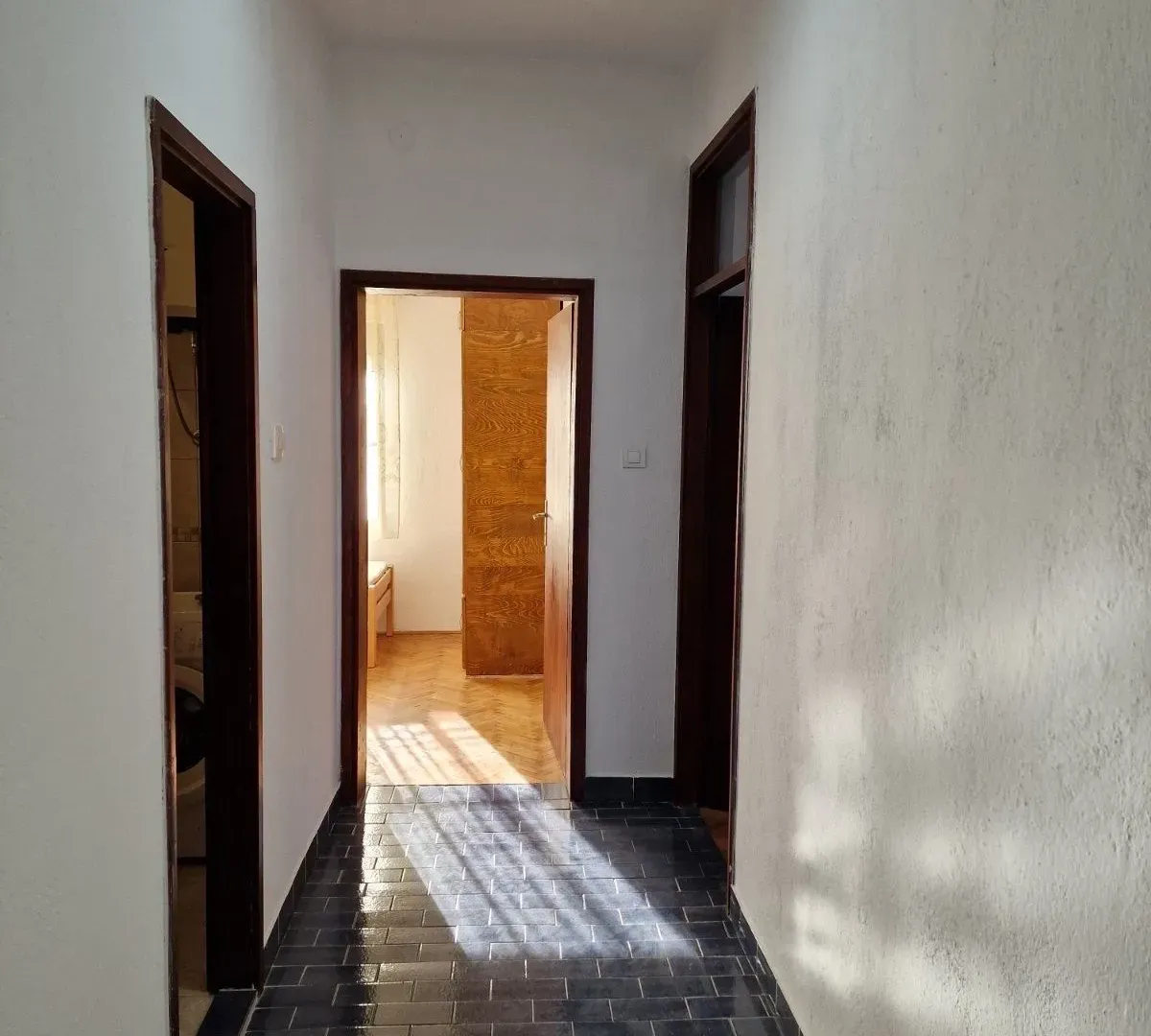 Rent, two bedroom apartment, 80m², Zlatica, Podgorica