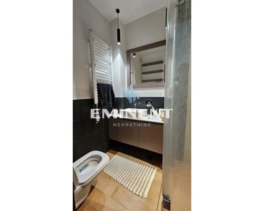 Izdavanje, dvosoban stan, 44m², Banovo Brdo, Beograd