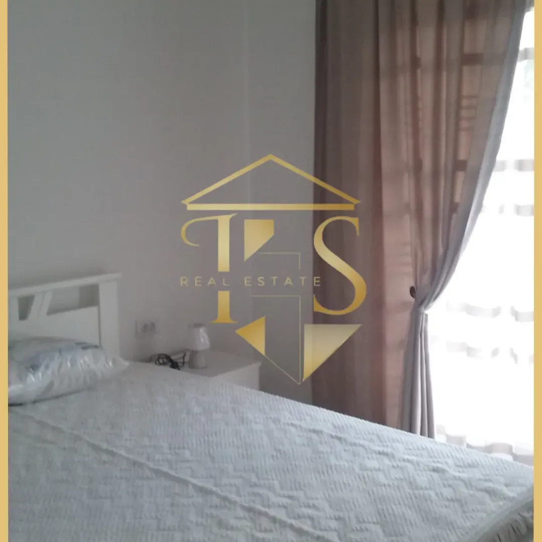 Izdavanje, jednosoban stan, 40m², Centar, Tivat