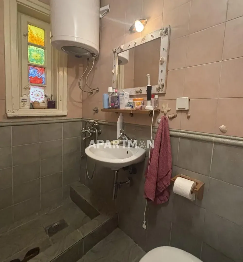 Sale, one bedroom apartment, 32m², Stari Grad, Beograd