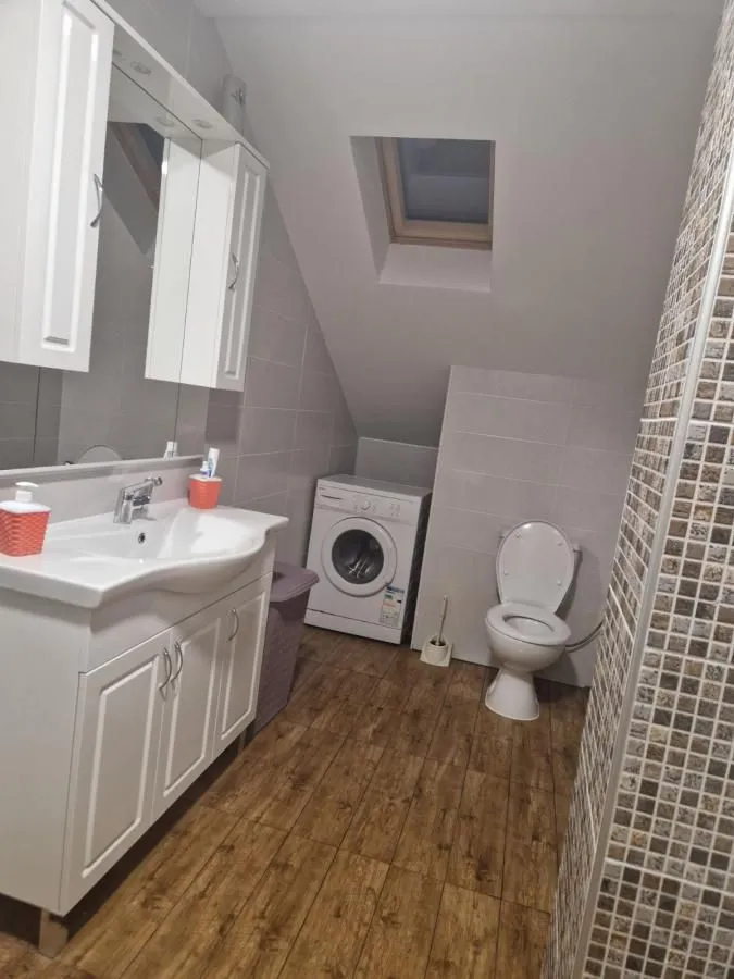 Rent, one bedroom apartment, 57m², Tivat, Crna Gora