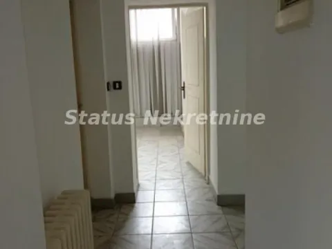 Prodaja, trosoban stan, 84m², Stari grad, Novi Sad - image 17