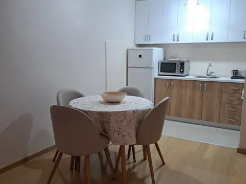 Izdavanje, jednosoban stan, 46m², City Kvart, Podgorica - image 17