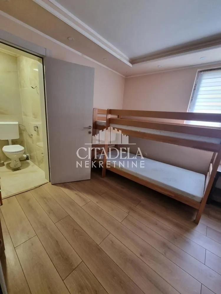 Prodaja, stan, 134m², Železnik, Beograd