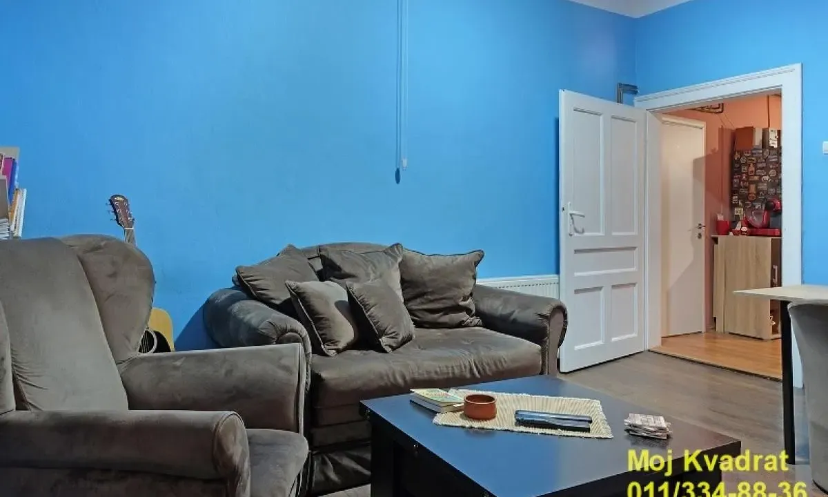 Prodaja, četvorosoban stan, 77m², Stari Grad, Beograd