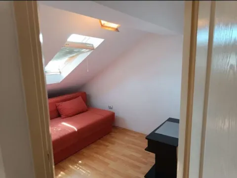 Izdavanje, dvosoban stan, 43m², Vojvode Vlahovica, Beograd - image 11