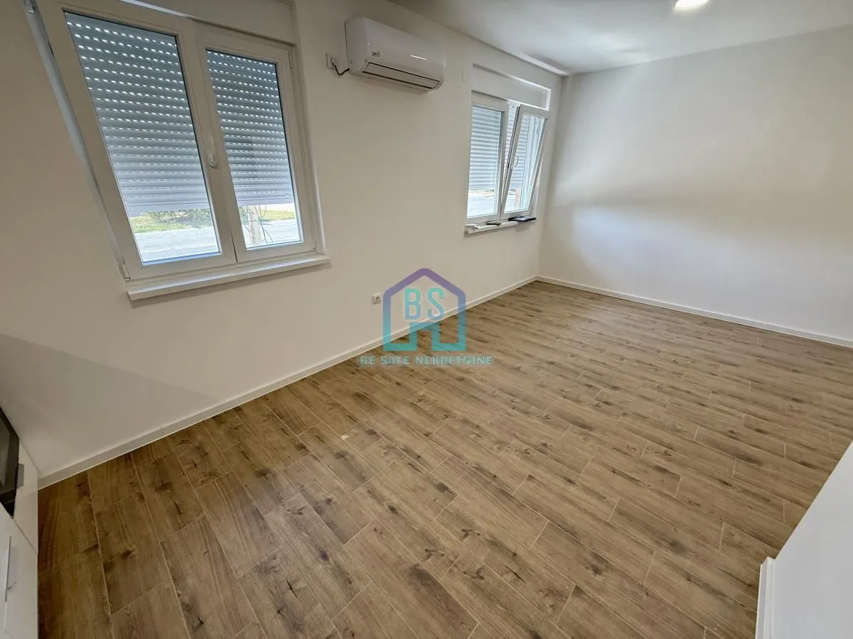Prodaja, garsonjera, 26m², Vidovdansko naselje, Novi Sad Sve Podlokacije