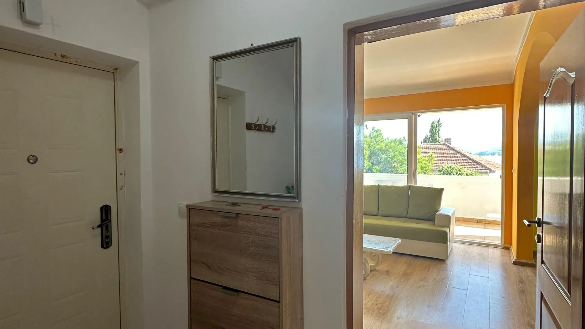 Rent, one bedroom apartment, 57m², Centar, Tivat