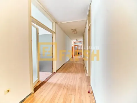 Izdavanje, poslovni prostor, 228m², Preko Morače, Podgorica - image 31