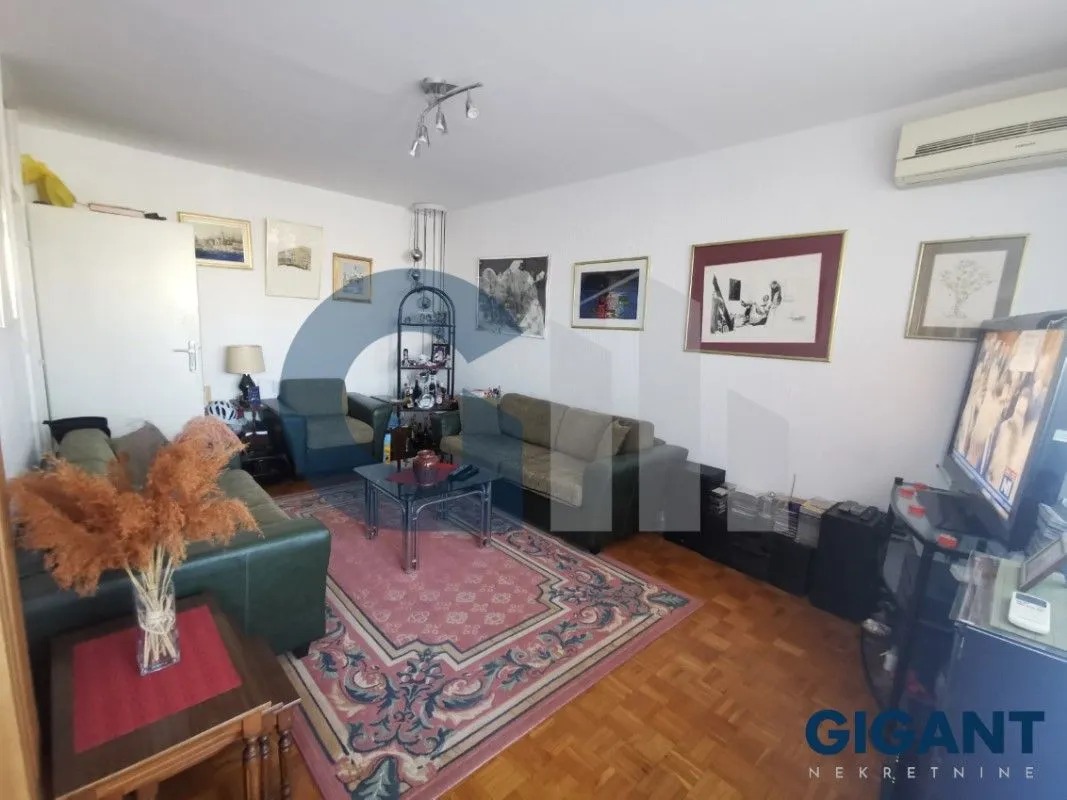 Sale, three bedroom apartment, 75m², Novi Beograd Blok 22, Novi Beograd Sve Podlokacije