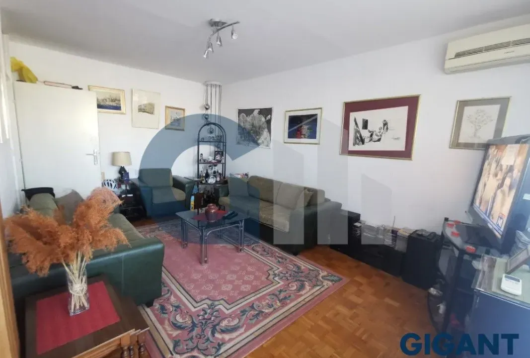 Prodaja, trosoban stan, 75m², Novi Beograd Blok 22, Novi Beograd Sve Podlokacije