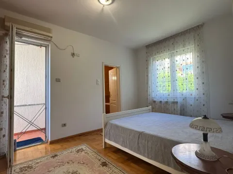 Rent, three bedroom apartment, 114m², Gorica C, Podgorica - image 5