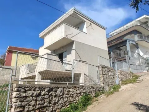 Sale, house, 82m², Utjeha, Bar - image 1