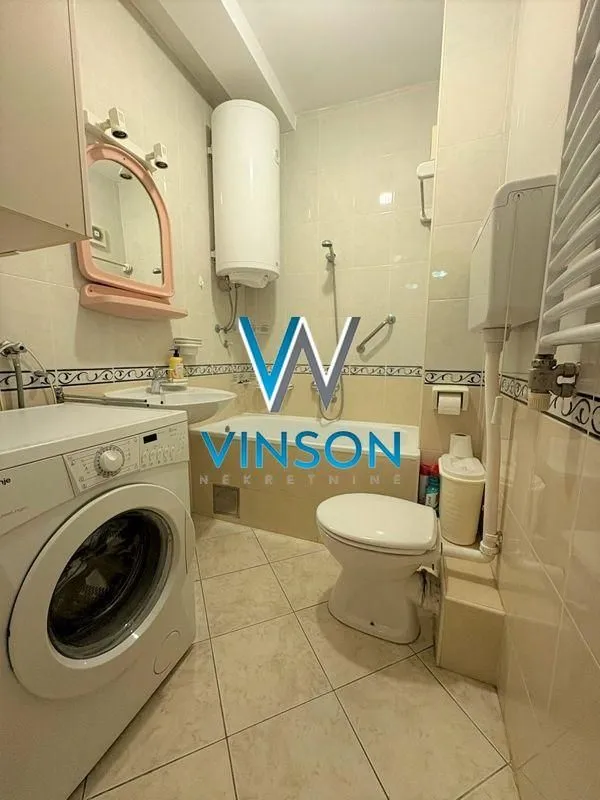Izdavanje, trosoban stan, 75m², Grbavica, Novi Sad Sve Podlokacije