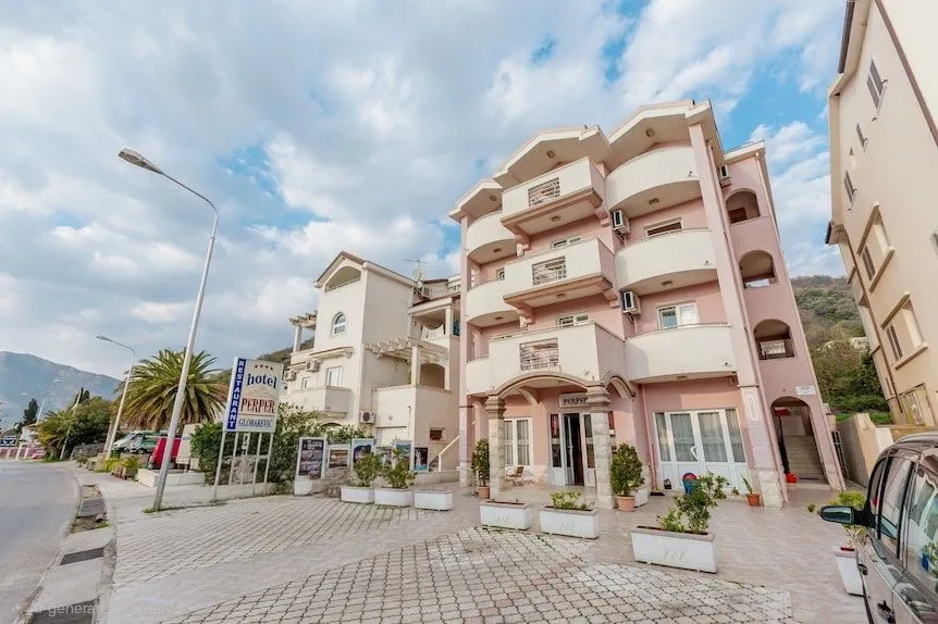 Rent, office space, 100m², Donja Lastva, Tivat