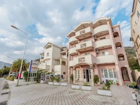 Rent, office space, 100m², Donja Lastva, Tivat - image 4