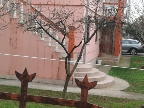 Prodaja, kuća, 324m², Podgorica, Crna Gora - image 3