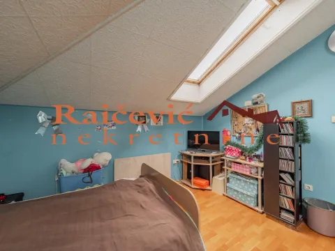 Sale, four bedroom apartment, 160m², Profesorska Kolonija, Palilula Sve Podlokacije - image 9