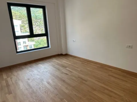 Sale, two bedroom apartment, 64m², Bečići, Budva