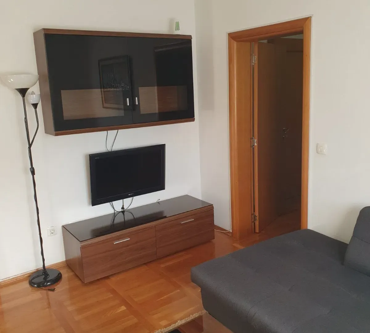 Izdavanje, stan, 44m², Blok 9, Podgorica
