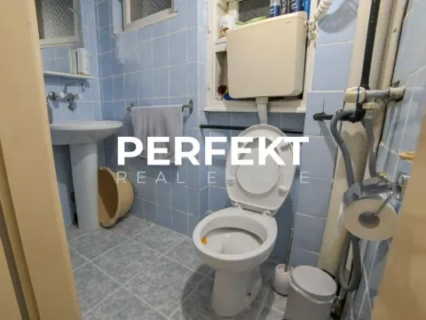 Sale, two bedroom apartment, 43m², Stari Grad, Beograd - image 8