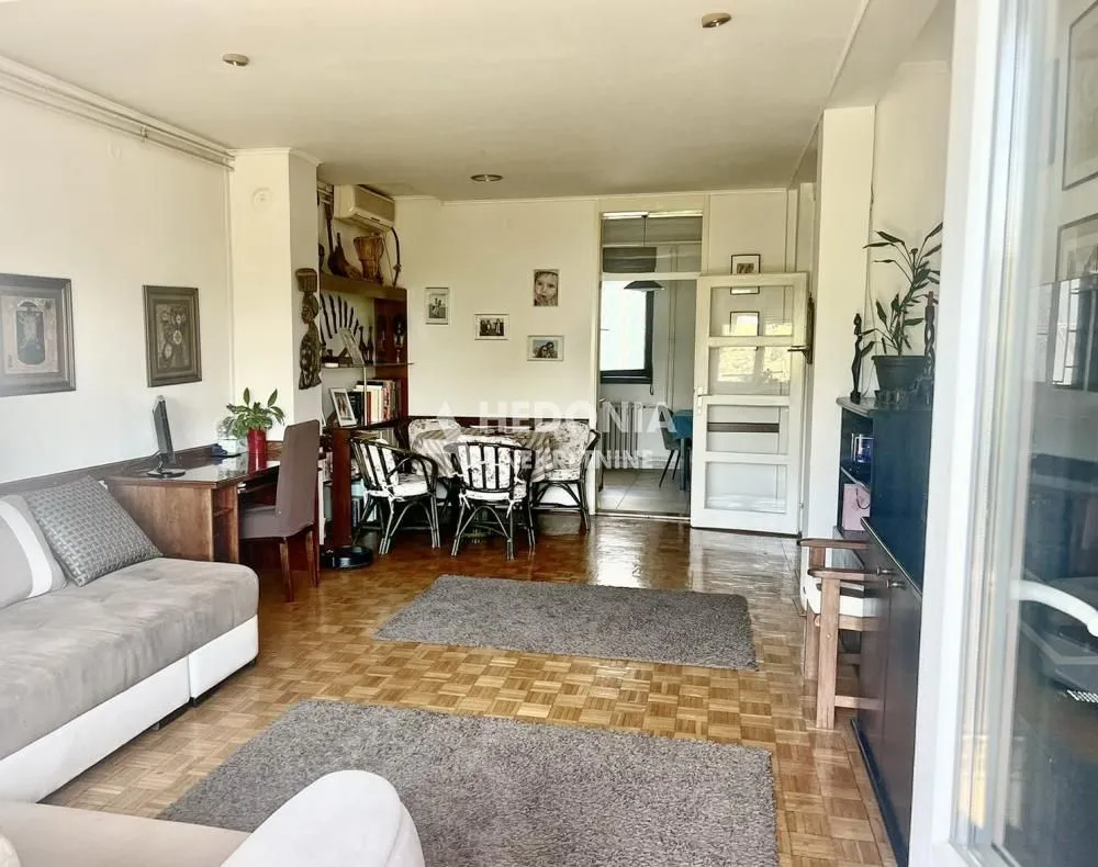 Sale, three bedroom apartment, 115m², Kanarevo Brdo, Beograd