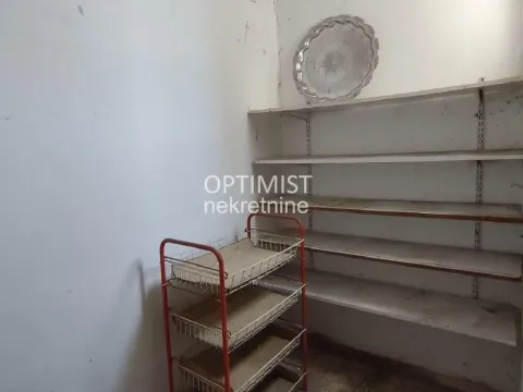 Prodaja, trosoban stan, 77m², Stari Grad, Beograd - image 17