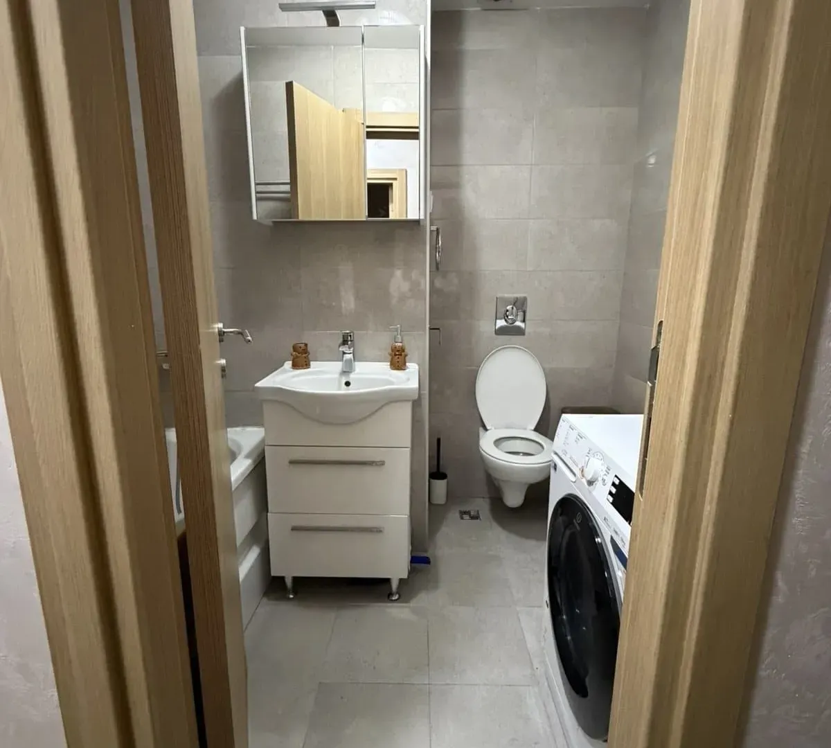 Izdavanje, dvosoban stan, 57m², Zabjelo, Podgorica